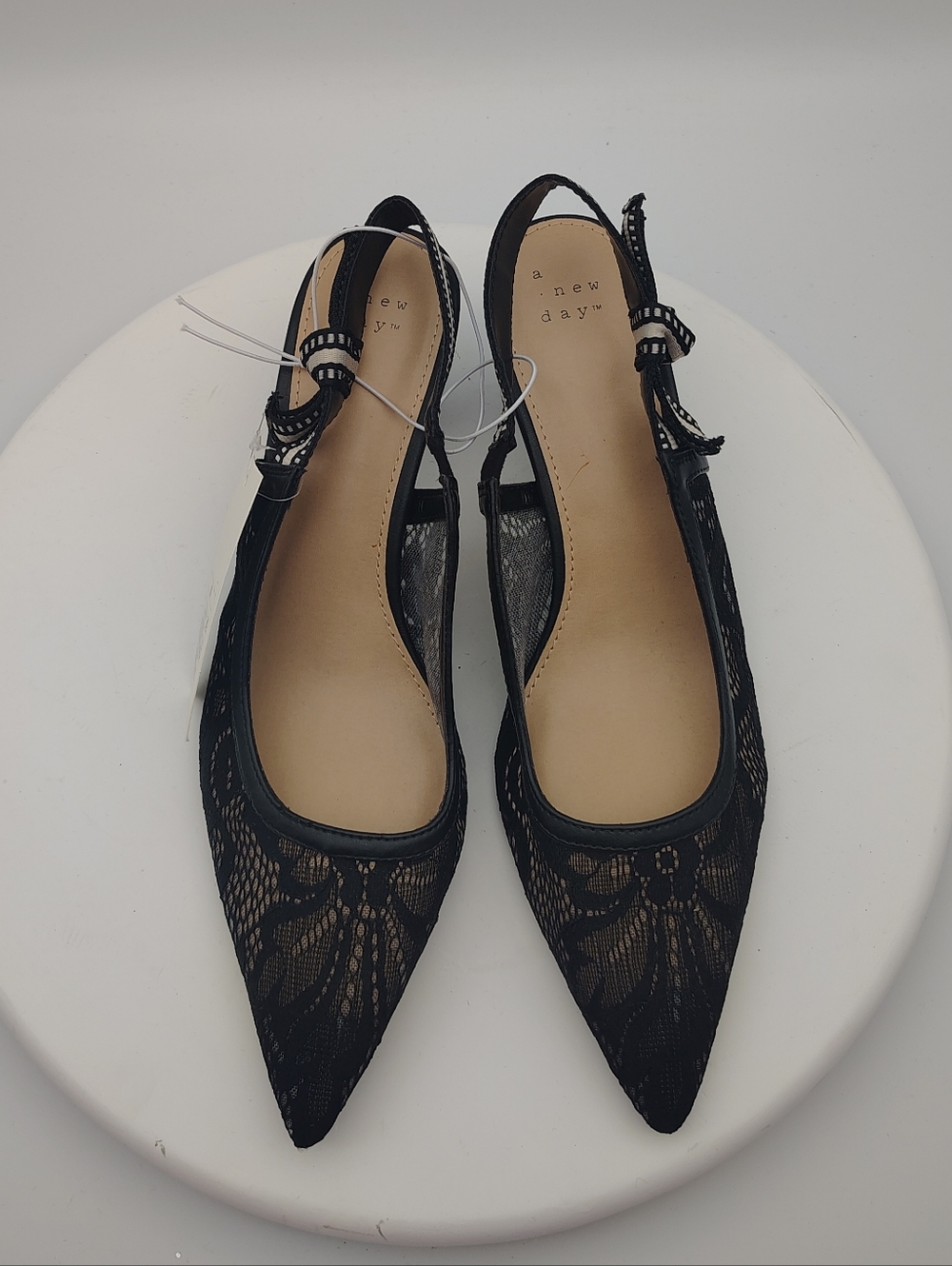 New A New Day Black Lace Illusion Slingback Pointed Heels SIze Woman's 8.5 - Picture 3 of 12